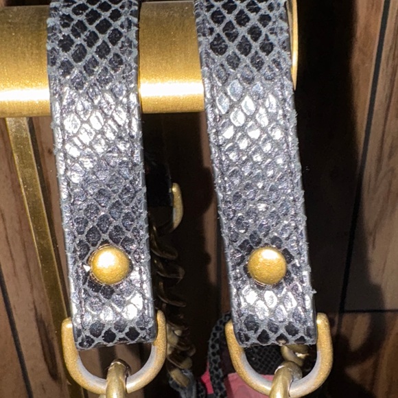 Isabella Fiore Black and Pink Floral Satchel/Shoulder Bag - Picture 10 of 15